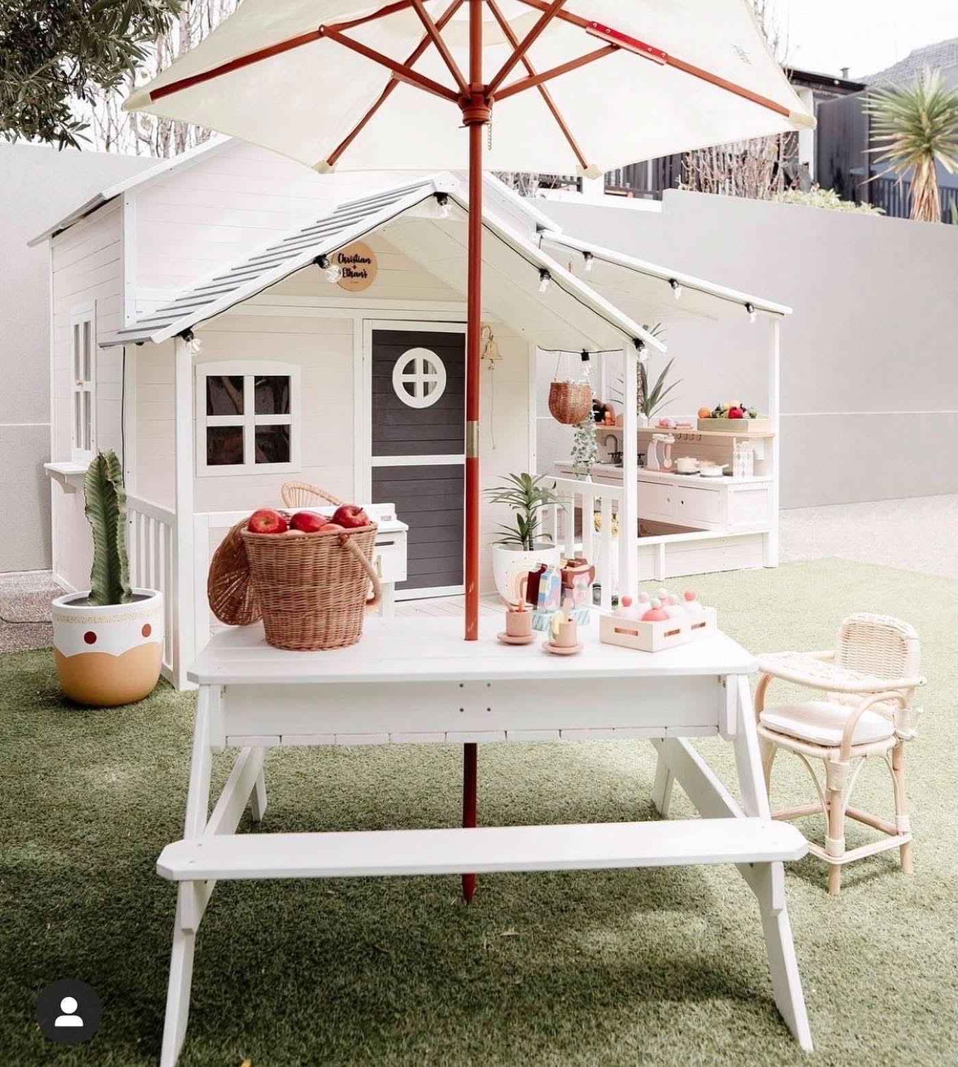 Lovely Shack With Mud Kitchen