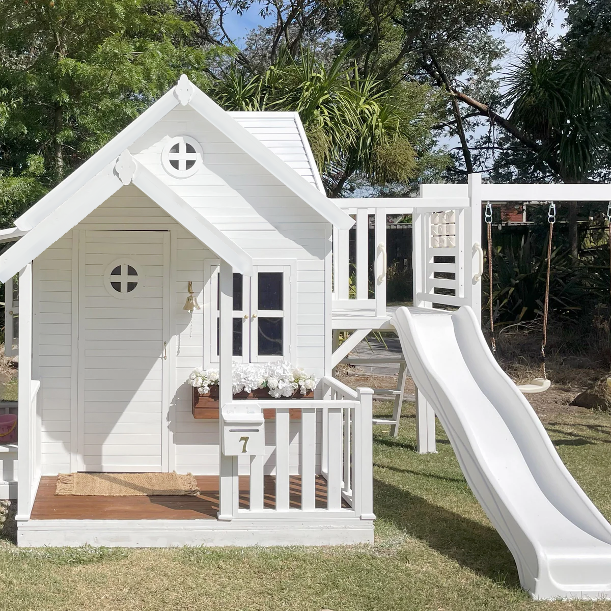 Jolly Shack Cubby House