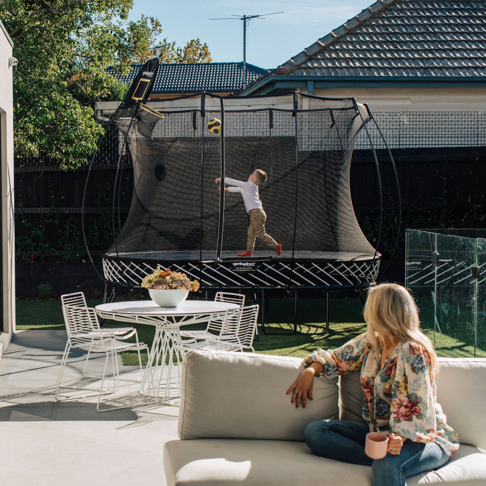 Springfree Medium Oval 8 ft x 11 ft Trampoline Choose your Colour